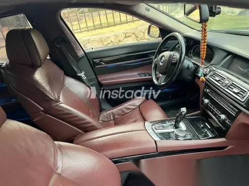 بي ام دبليو 750 2012 أسود مستعملة للبيع - 4