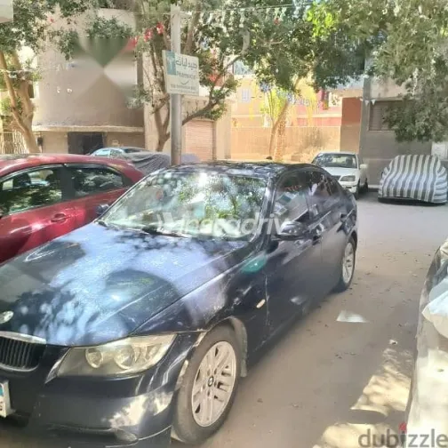 بي ام دبليو 320 2008 أزرق غامق مستعملة للبيع - 2