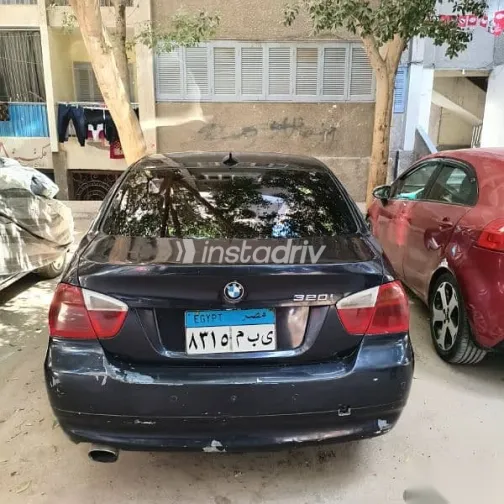 بي ام دبليو 320 2008 أزرق غامق مستعملة للبيع - 5