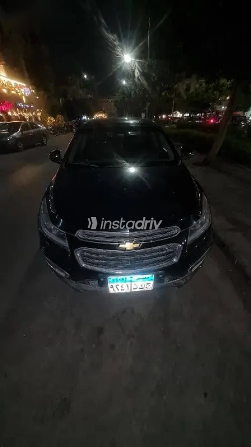 شيفروليه كروز 2016 أسود مستعملة للبيع - 3