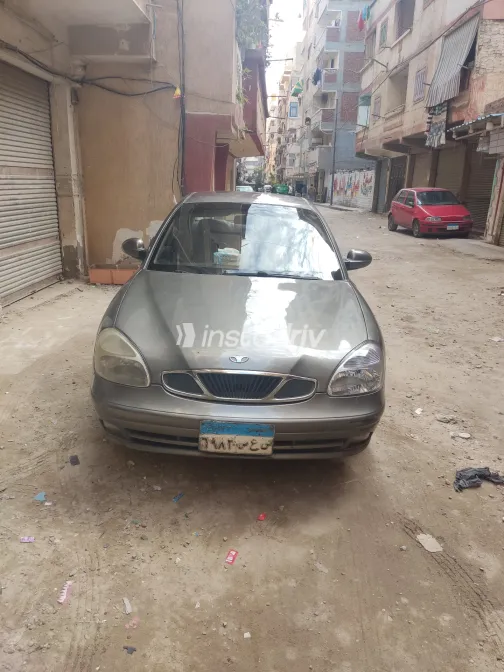 دايو نوبيرا 2002 أبيض مستعملة للبيع - 2