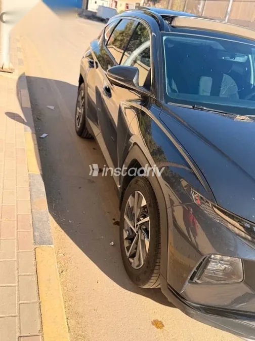 هيونداي توسان 2024 أسود مستعملة للبيع - 2