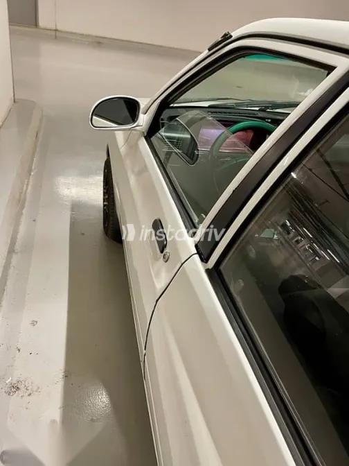 Kia Pride 1999 White Used for Sale - 2