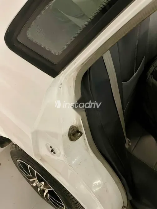 Kia Pride 1999 White Used for Sale - 8