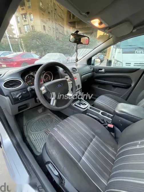 Ford Focus 2009 Silver Used for Sale - 7