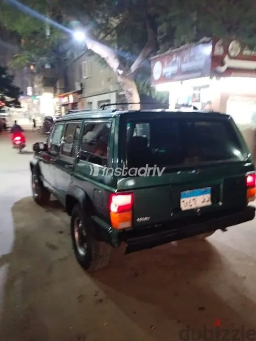 جيب شيروكي 1994 أخضر مستعملة للبيع - 7