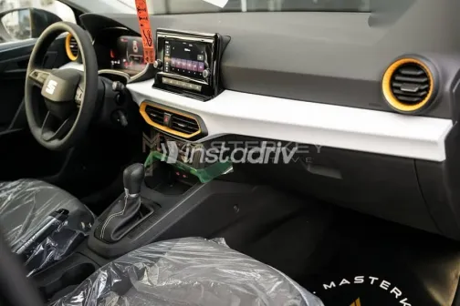 سيات ابيزا 2026 رمادي جديدة للبيع - 3