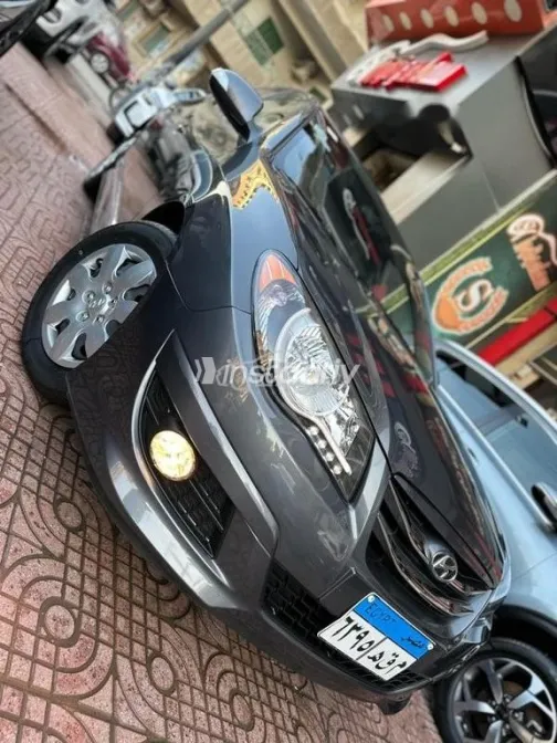 هيونداي إلنترا 2024 رمادي مستعملة للبيع - 3