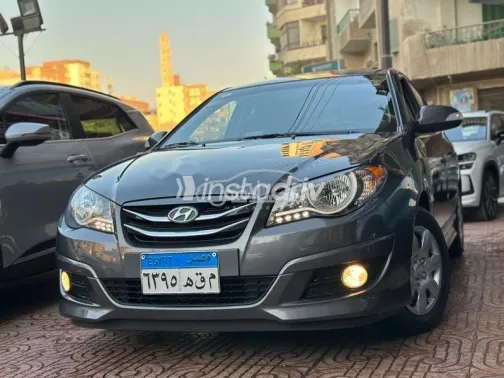 هيونداي إلنترا 2024 رمادي مستعملة للبيع - 5