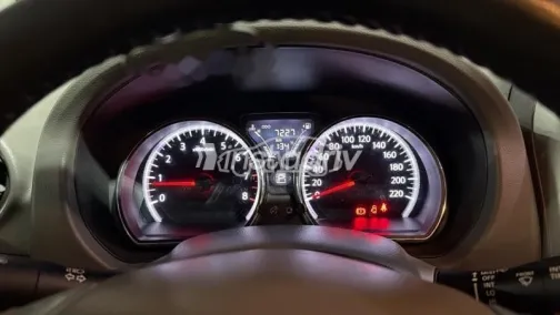 نيسان صنى 2024 رمادي مستعملة للبيع - 4