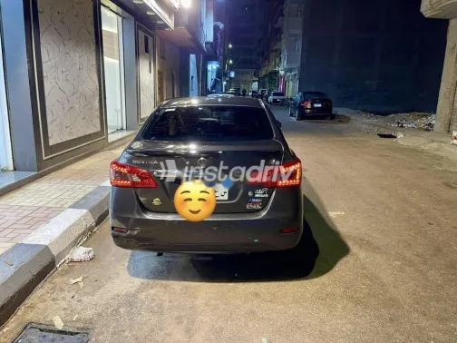 نيسان سنترا 2018 أبيض مستعملة للبيع - 3