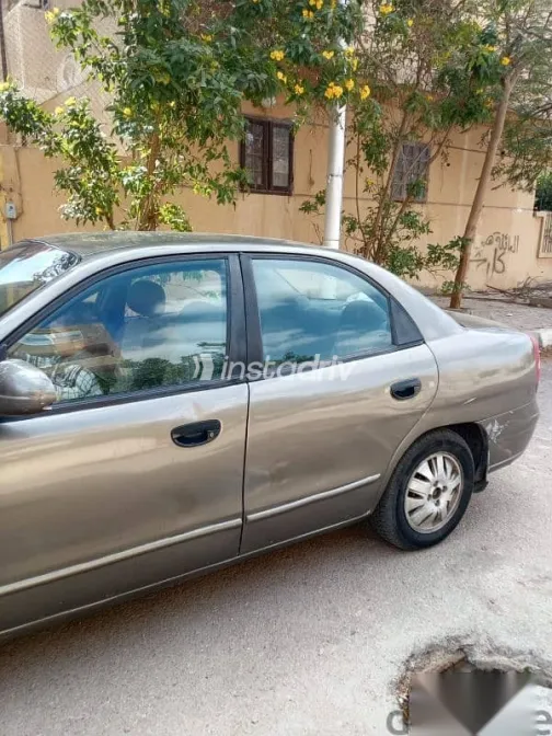 دايو نوبيرا 2002 رمادي مستعملة للبيع - 1