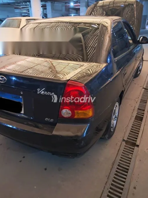 Hyundai Verna 2013 Black Used for Sale - 5