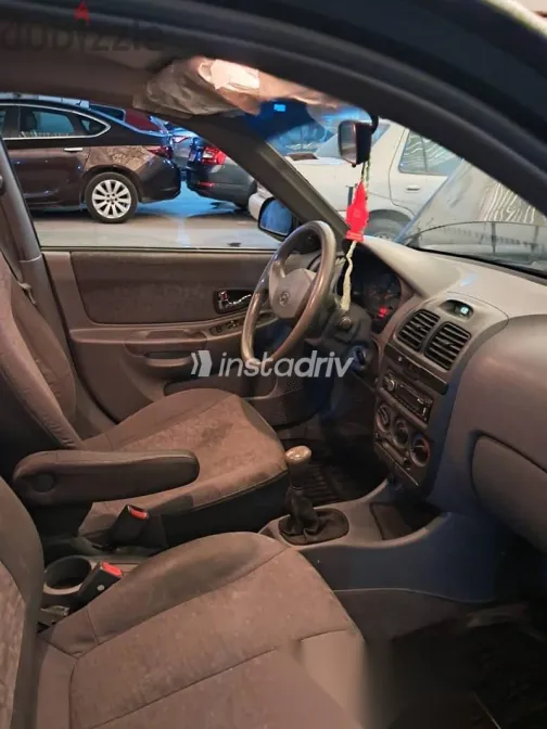 Hyundai Verna 2013 Black Used for Sale - 7