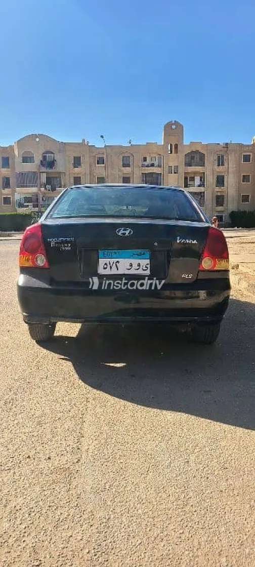 Hyundai Verna 2013 Black Used for Sale - 2