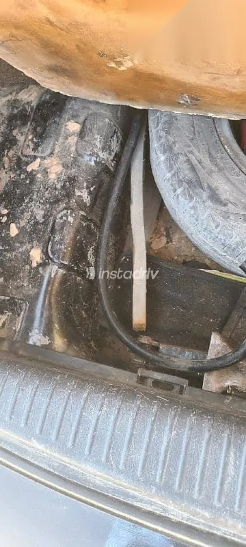 Hyundai Verna 2013 Black Used for Sale - 9