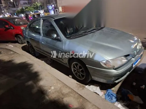 رينو ميجان 1999 أخضر مستعملة للبيع - 8