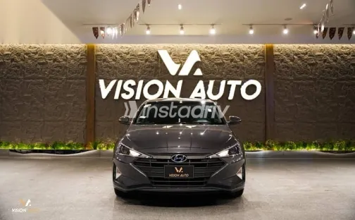 هيونداي إلنترا 2026 رمادي جديدة للبيع - 1