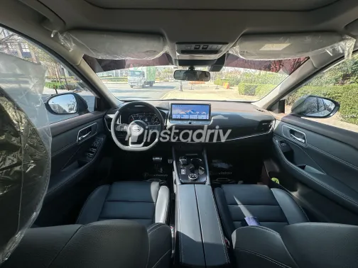 نيسان اكس تريل 2023 أبيض مستعملة للبيع - 1