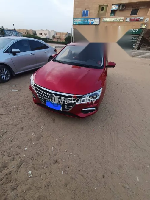 ام جى 5 2022 أحمر مستعملة للبيع - 4