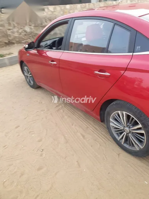 ام جى 5 2022 أحمر مستعملة للبيع - 8