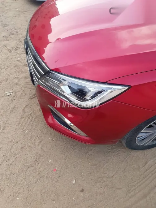 ام جى 5 2022 أحمر مستعملة للبيع - 10