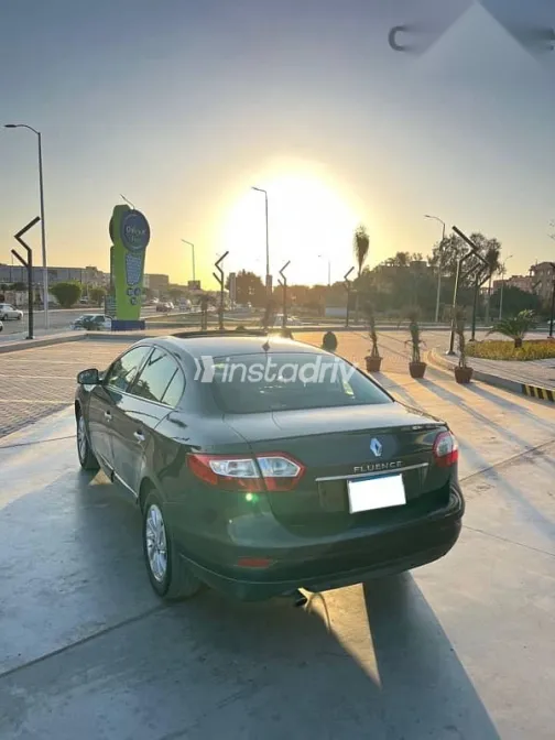 Renault Fluence 2014 Black Used for Sale - 3