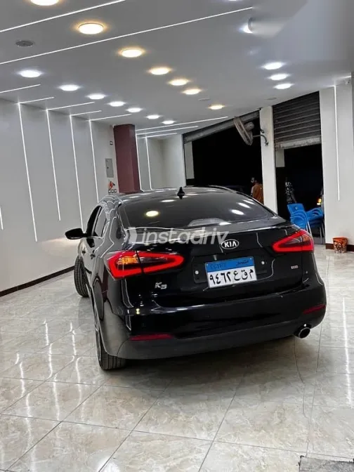 كيا سيراتو 2013 أسود مستعملة للبيع - 5