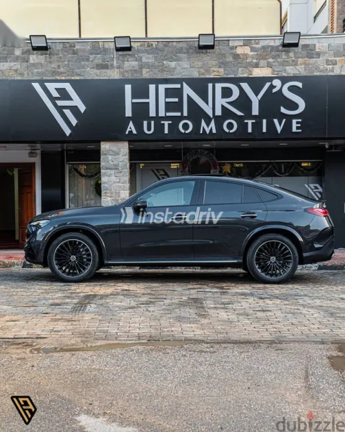 مرسيدس GLC 300 2026 أسود جديدة للبيع - 2
