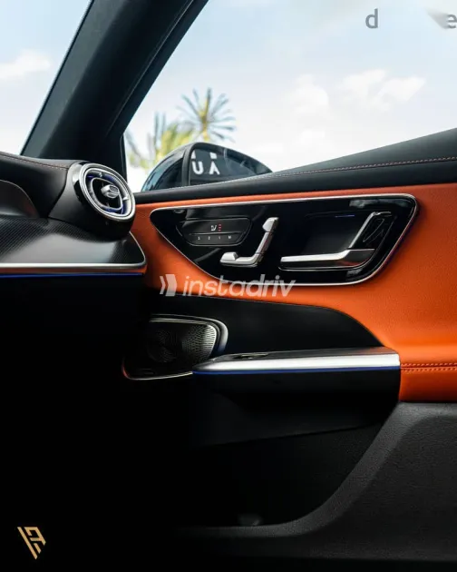 مرسيدس GLC 300 2026 أسود جديدة للبيع - 7