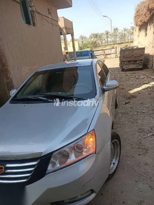 جيلي امجراند 2014 فضي مستعملة للبيع - 3