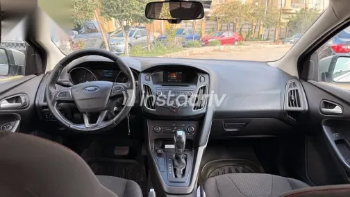 Ford Focus 2017 Beige Used for Sale - 7