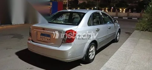 شيفروليه أوبترا 2007 فضي مستعملة للبيع - 1