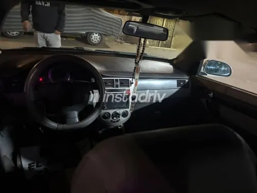 شيفروليه أوبترا 2007 فضي مستعملة للبيع - 6