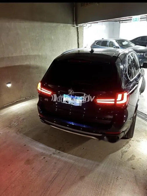 بي ام دبليو X5 2015 أسود مستعملة للبيع - 4