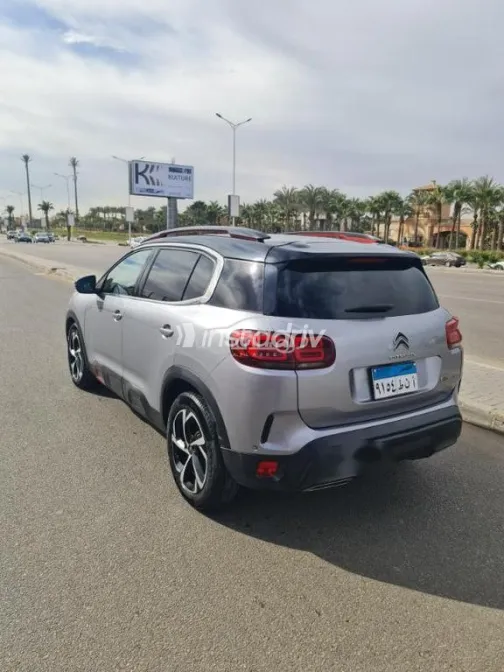 سيتروين C5 اير كروس 2021 أبيض مستعملة للبيع - 2