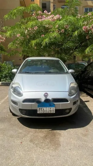 فيات بونتو ايفو 2015 فضي مستعملة للبيع