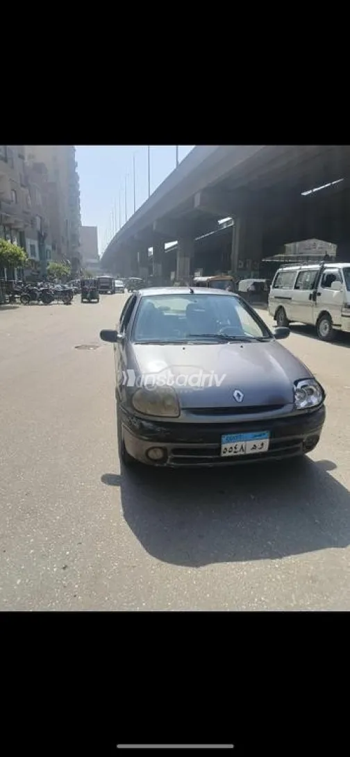 رينو كليو 2001 أبيض مستعملة للبيع - 2