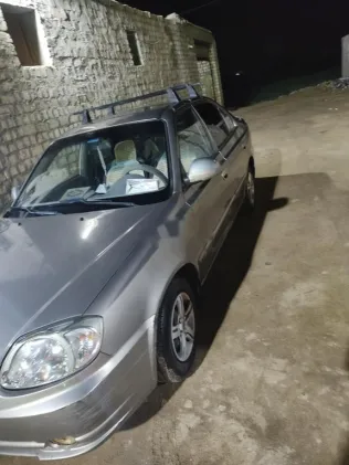 هيونداي فيرنا 2014 رمادي غامق مستعملة للبيع