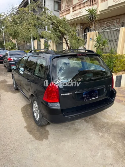 Peugeot 307 2006 White Used for Sale - 1