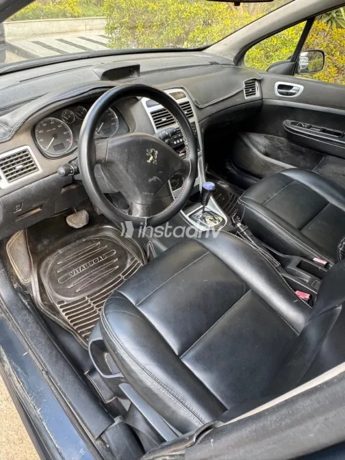 Peugeot 307 2006 White Used for Sale - 5