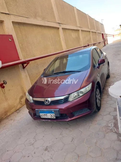 Honda Civic 2013 White Used for Sale - 6