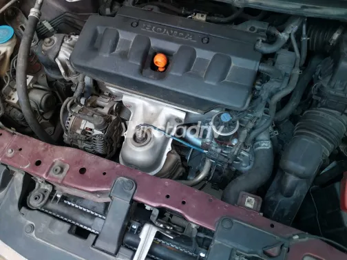 Honda Civic 2013 White Used for Sale - 7