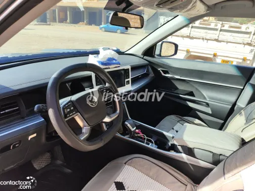 سانج يونج توريس 2024 أبيض مستعملة للبيع - 1