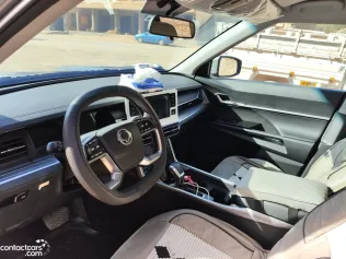 سانج يونج توريس 2024 أبيض مستعملة للبيع