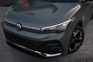 فولكس فاغن تيجون 2026 رمادي جديدة للبيع