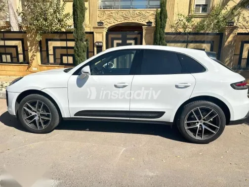 Porsche Macan 2023 White Used for Sale - 5