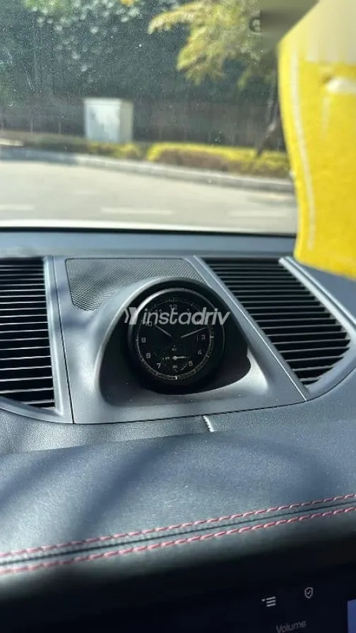 Porsche Macan 2023 White Used for Sale - 6