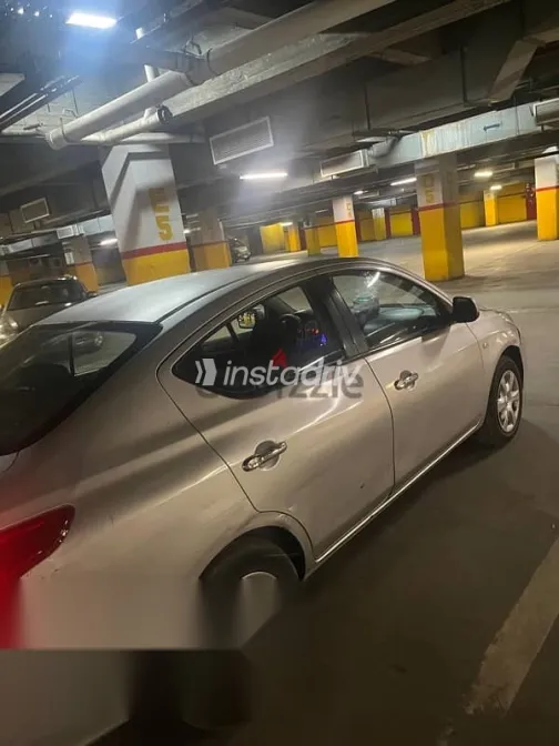 Nissan Sunny 2015 Gray Used for Sale - 4