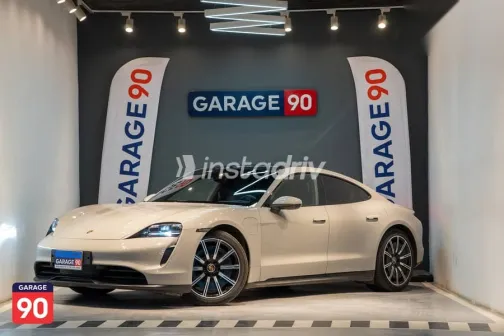 Porsche Taycan 2022 Gray Used for Sale - 1